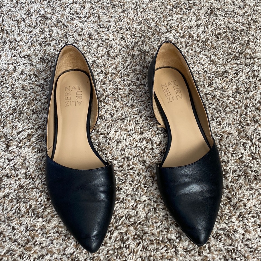 NATURALIZER Samatha Flat